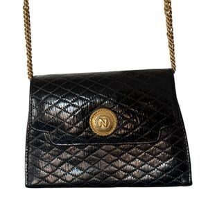 Vintage Albert Nipon Black Leather Quilted Gold Chain Crossbody Belt Bag Purse